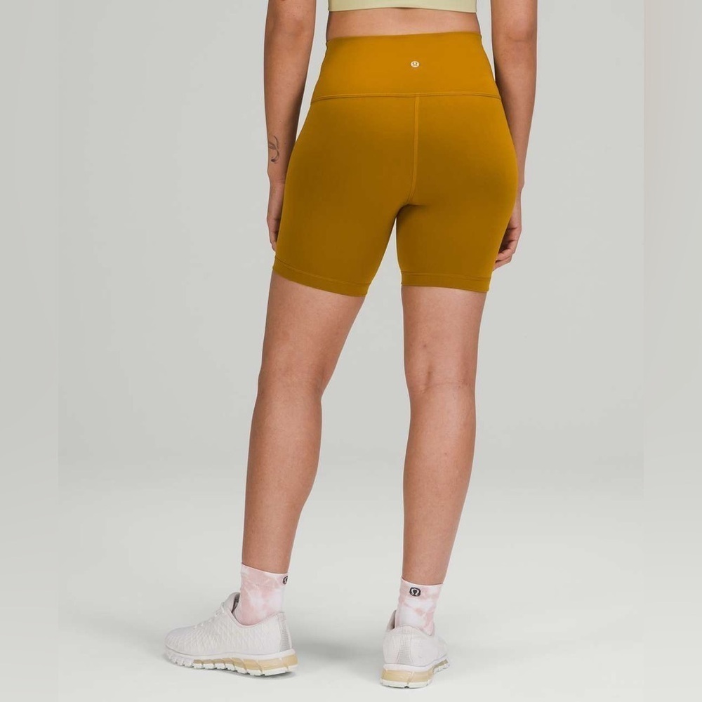 Lululemon Wunder Train High Rise Short 6” in Gold Spice Size 2 Athleisure Sporty